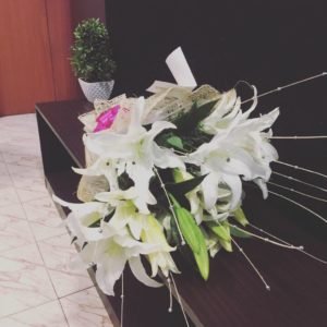 Lilies Bouquet Delivery to T-Nagar